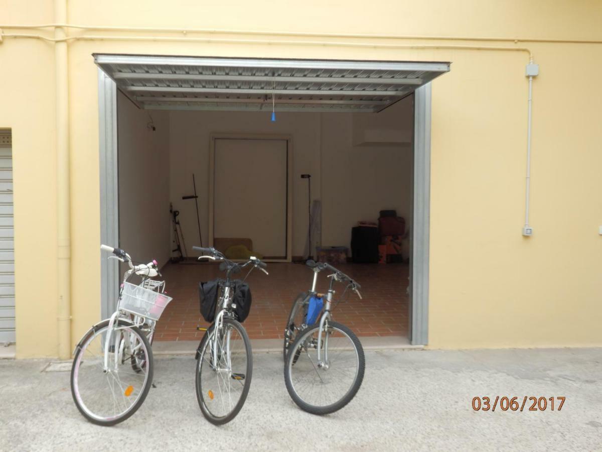 Casa Lauretta - Terrazza - Garage Wifi E Bici Gratuite Vila Lecce Exterior foto